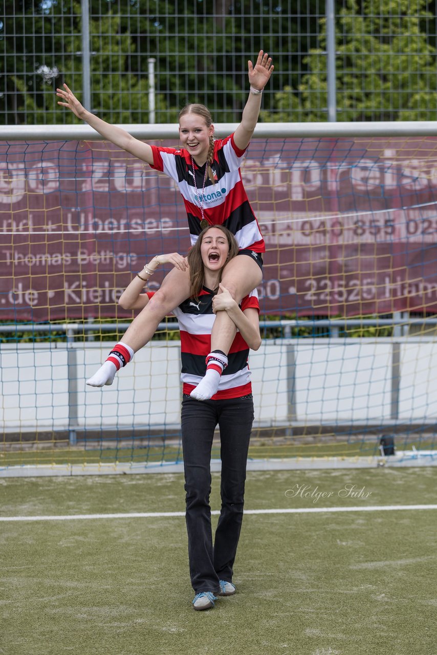 Bild 250 - wCJ Ballfreunde Pokal Finale  Altona 93 - Eimsbuetteler TV : Ergebnis: 0:2